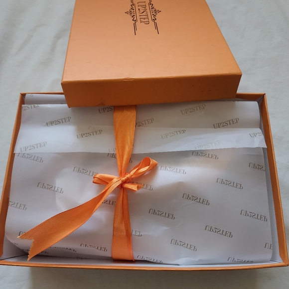 Yellow Bridal Satin Court Shoes 4 inches Stilettos Slip-On High Heel Pumps - Picture 4 of 4